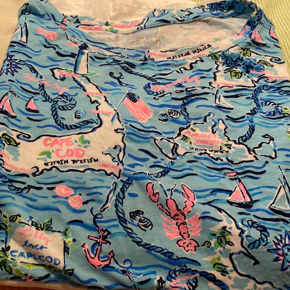 Lilly Pulitzer size small Finn top worn only a few times